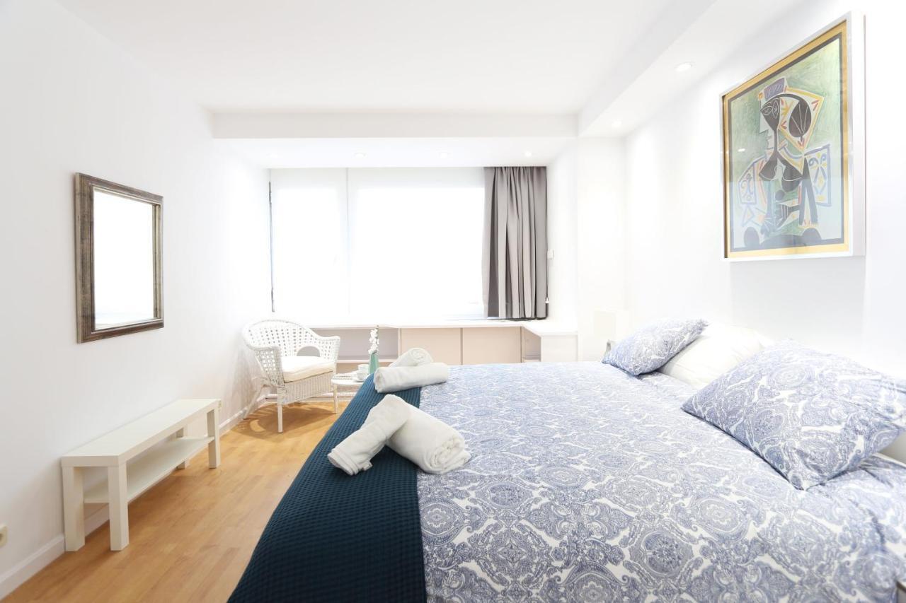 Urbantec Realty - Plaza De Colon Daire Madrid Dış mekan fotoğraf